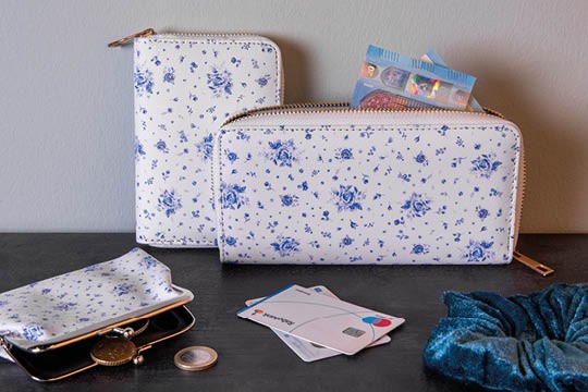 Order Juleeze 'Blue Rose Blooming' from MilaTonie
