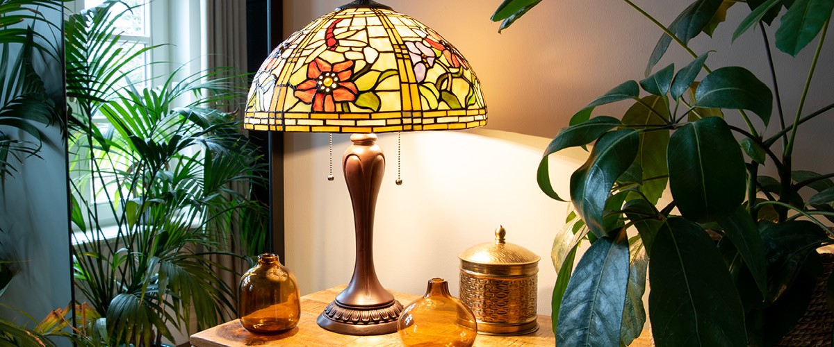 Order LumiLamp Tiffany lamp bases online at MilaTonie