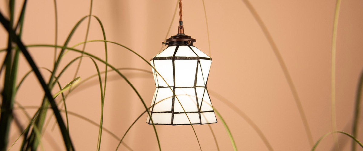 Order LumiLamp Tiffany pendant lamps online at MilaTonie