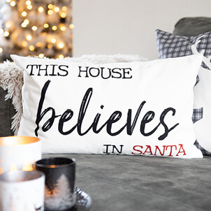 Pillow with Christmas print.