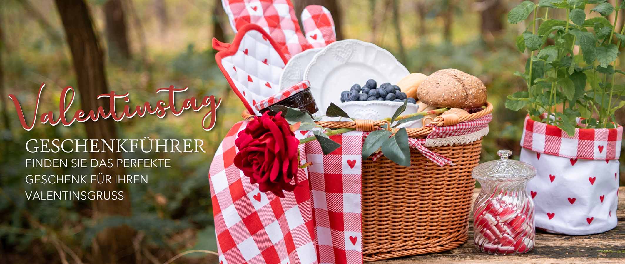 Bistro set met bloemen tafellaken