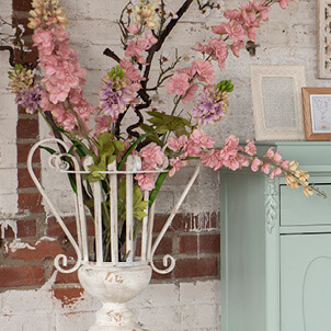 Shabby Chic plant holder.