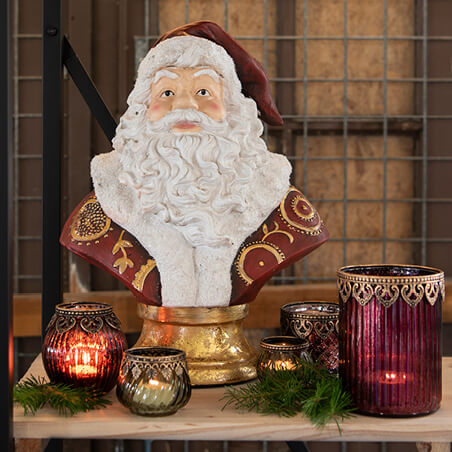 Bust of Santa Claus.