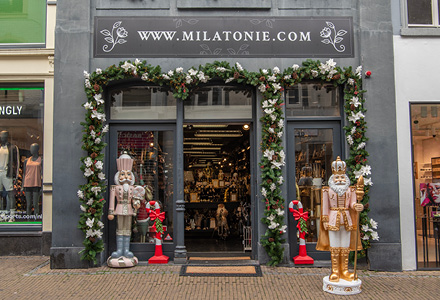 The front of the shop MilaTonie in Venlo on Lomstraat
